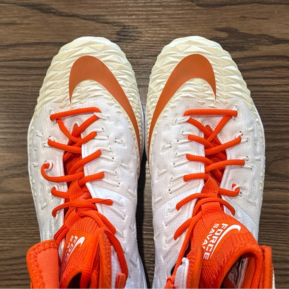 Size 14.5 Wide Nike Force Savage Elite TD Shark White/Orange Football Cleats main image 6
